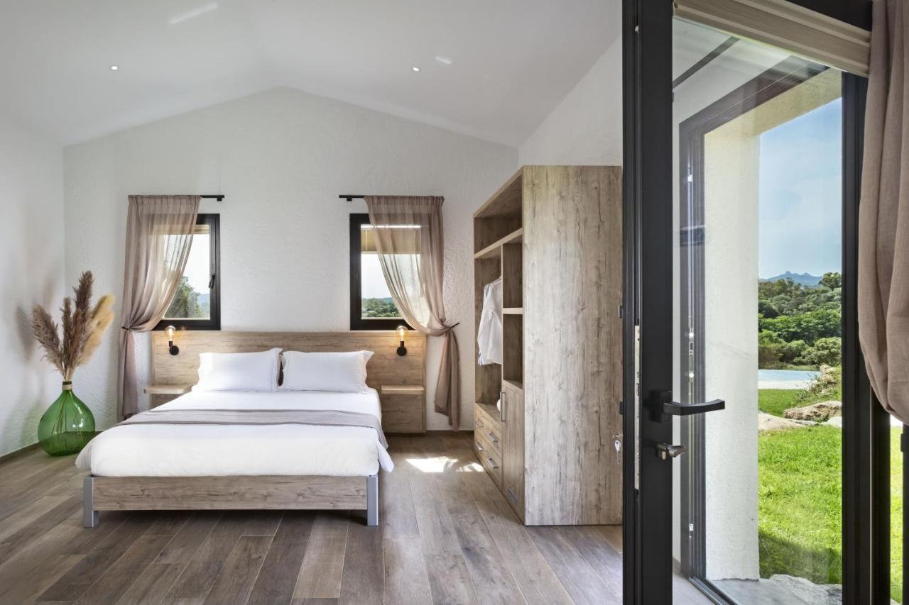 Uddastri Retreat อาร์ซาเคนา ภายนอก รูปภาพ